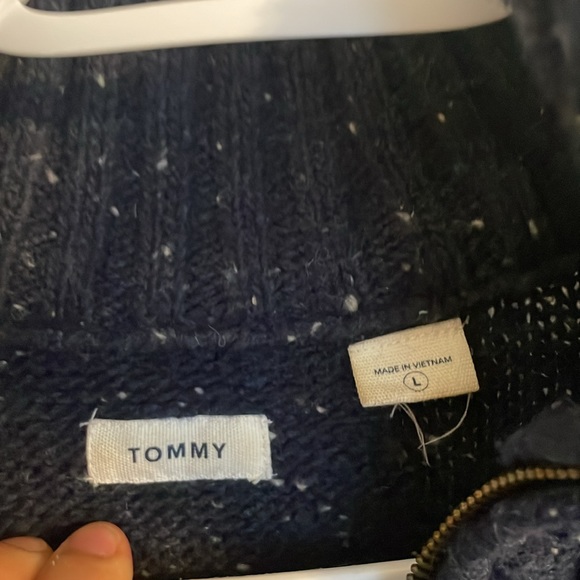 Tommy 1/4 zip wool turtle neck sweater - Picture 3 of 5